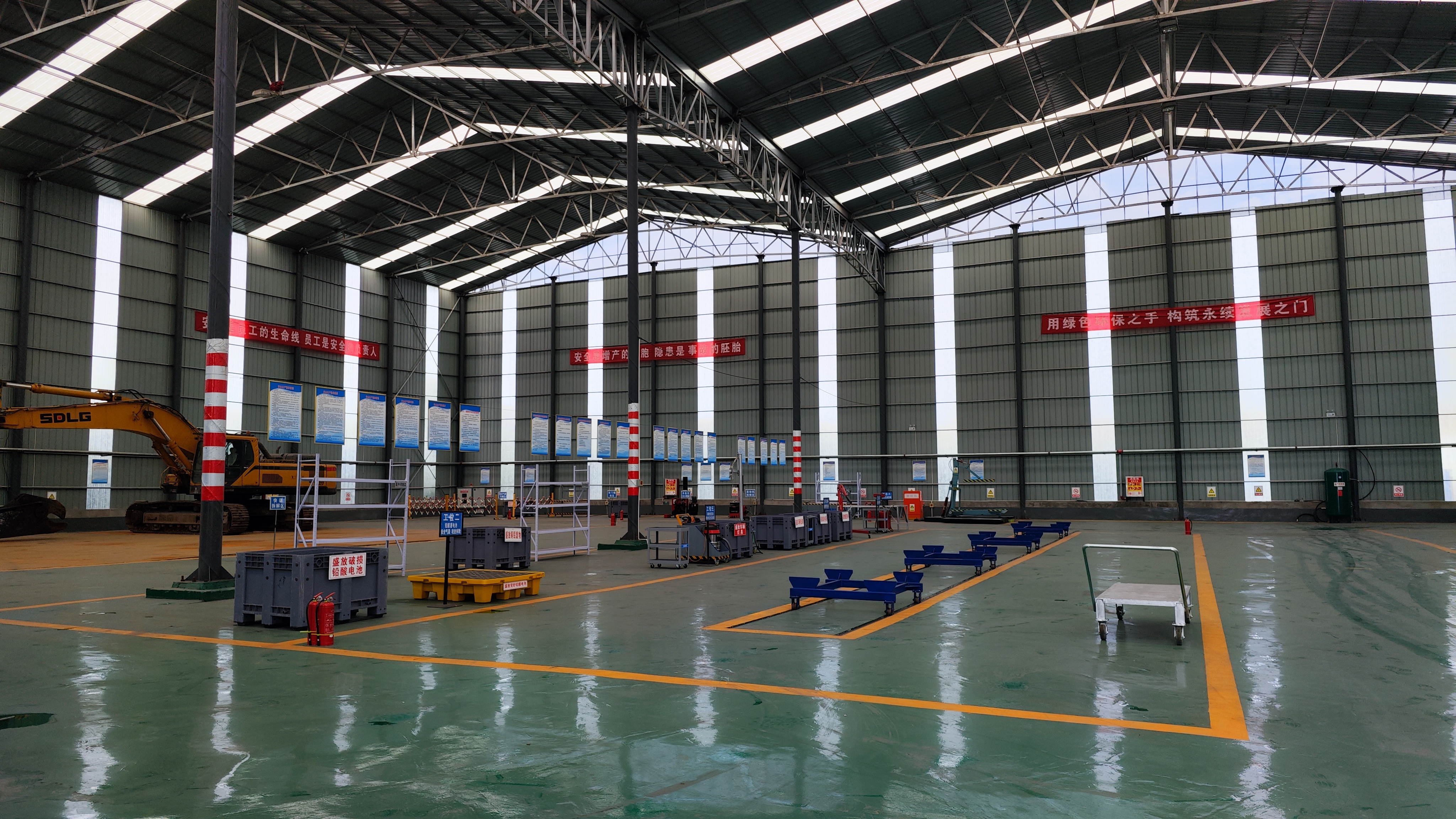 山(shān)西(xī)朔州正通(tōng)鋼鐵(tiě)汽車(chē)拆解線